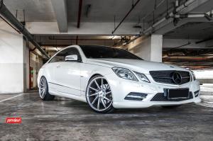 Mercedes-Benz E350 Coupe on Vossen Wheels (VPS-310T) 2016 года